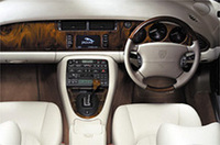 ジャガー、新型「XK」シリーズを発売の画像