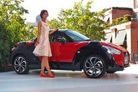 2014年秋に発売予定の「Xモデル」（仮称）。