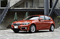 「BMW 1シリーズ」初のディーゼルエンジン搭載車「118d」。