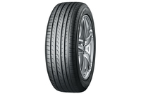 「ヨコハマBluEarth RV-02」
    