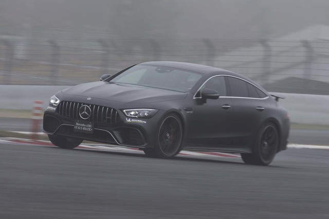 メルセデスベンツ　AMG これが未来のメルセデス!? AMGが斬新すぎる4ドアスポーツ発表、3