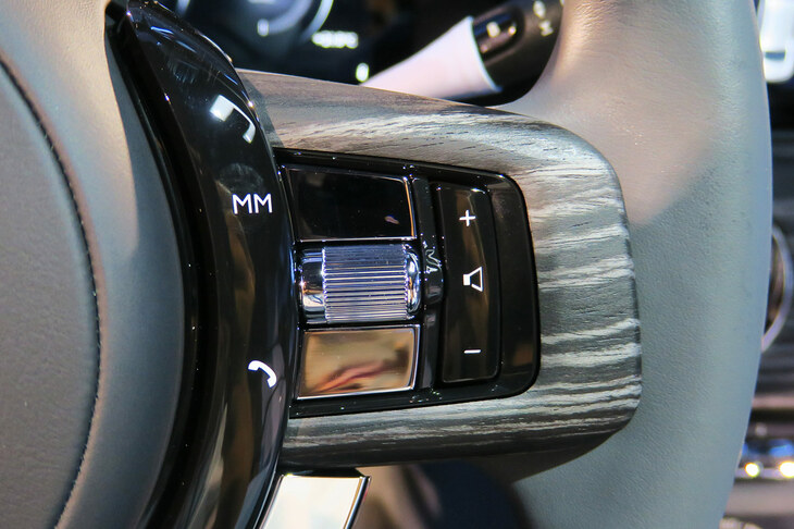 ロールス・ロイス・スペクター プロフェシー（ステアリングスイッチ）