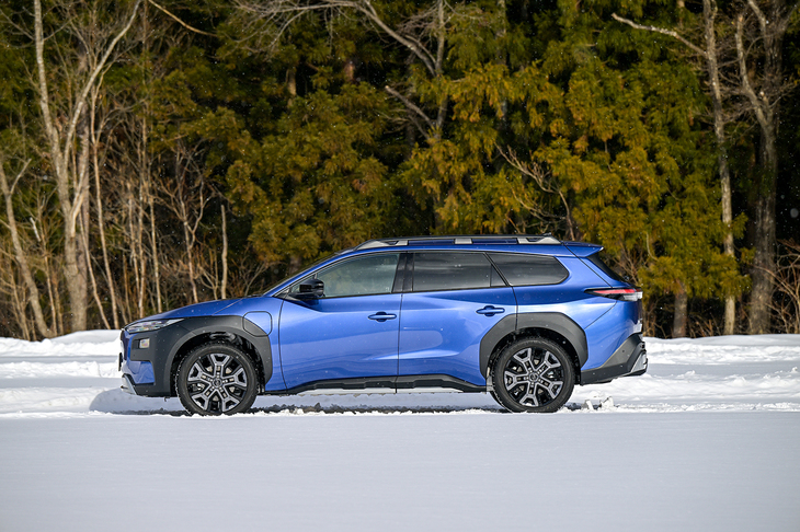 ボディーのスリーサイズは全長×全幅×全高＝4845×1860×1670mm。ホイールベースは「ソルテラ」と同じ2850mmで、リアオーバーハングが155mm延びている。