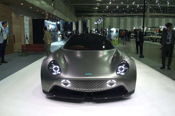 AIM EV SPORT 01／エイム