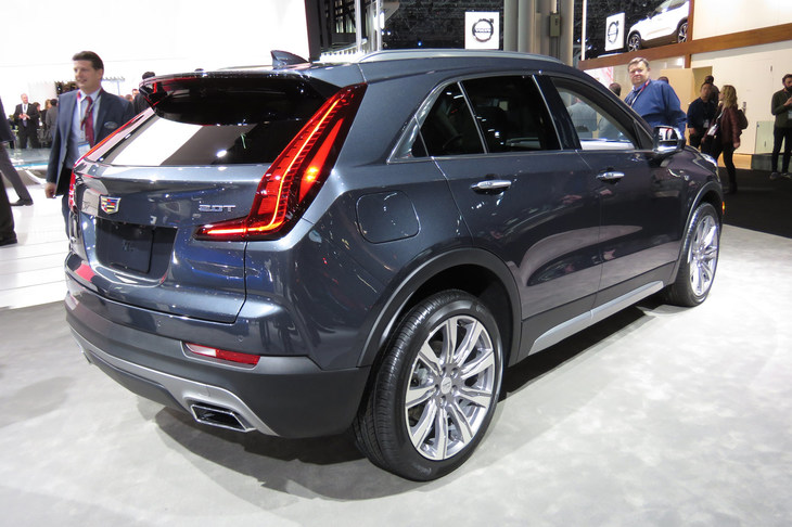 キャデラックXT4（エクステリア）