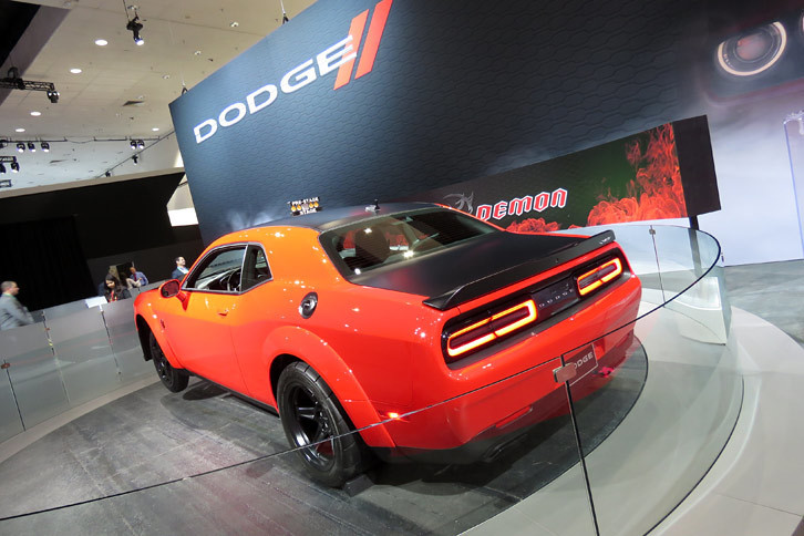 ダッジ・チャレンジャーSRTデーモン