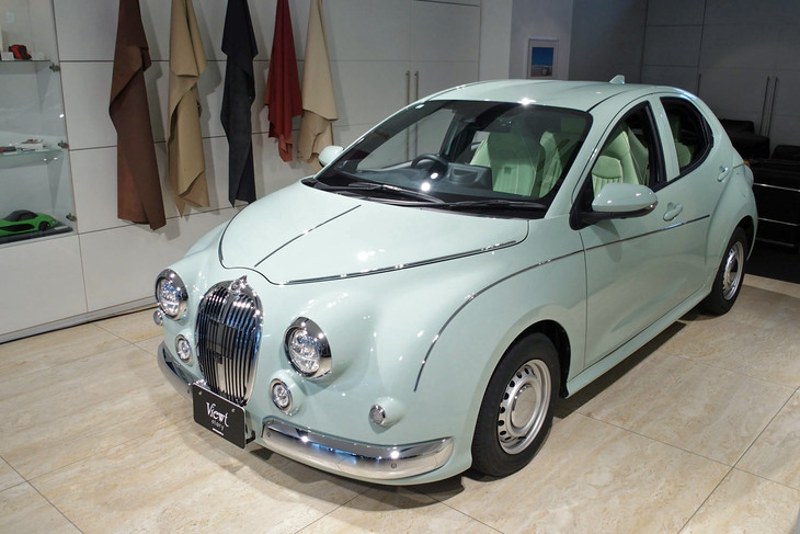 ミツオカ・ビュート ストーリー（フロントビュー）