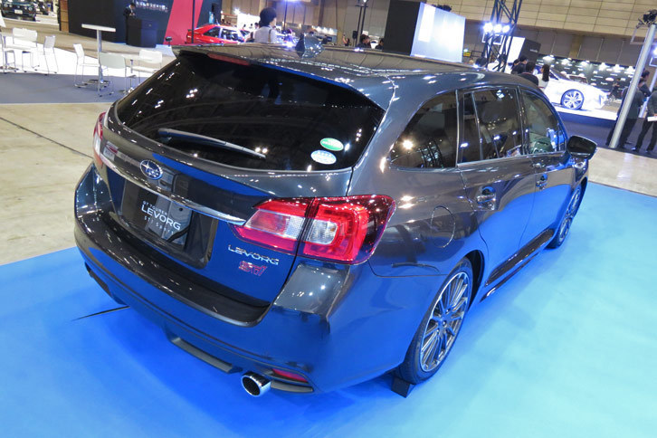 スバル・レヴォーグ2.0STI Sport EyeSight