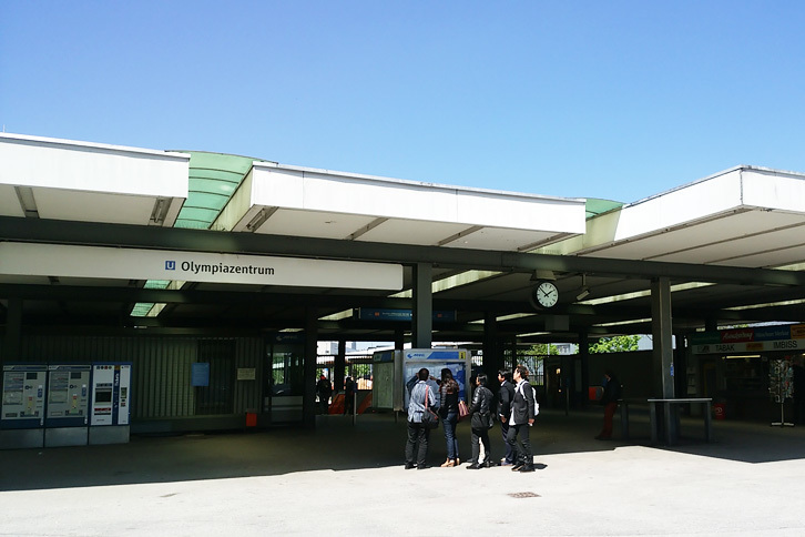 以上。BMWヴェルトとBMWミュージアムのリポートでした。最寄り駅は地下鉄のOlympiazentrum（オリンピアツェントルム）。BMWファンの皆さん、ミュンヘン観光の折にはぜひお立ち寄りください。オススメです。