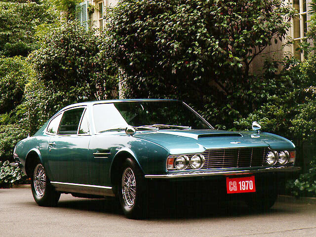 1967年に登場した最初の「アストンマーティンDBS」