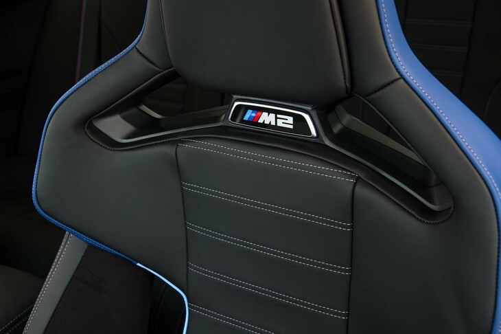 BMW M2（Mカーボンバケットシート）