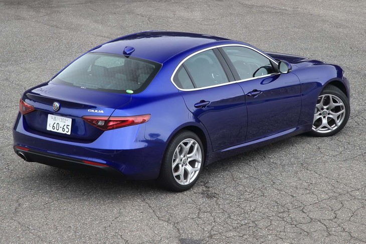 いわゆるADAS系装備で「2.0ターボ スプリント」に付いているのは衝突被害軽減ブレーキとレーンディパーチャーワーニング、ブラインドスポットモニターのみとなる。