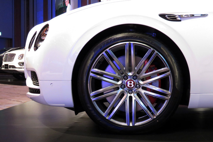 ベントレー・フライングスパーV8 Sストラトゥスエディションbyマリナー（ホイール）