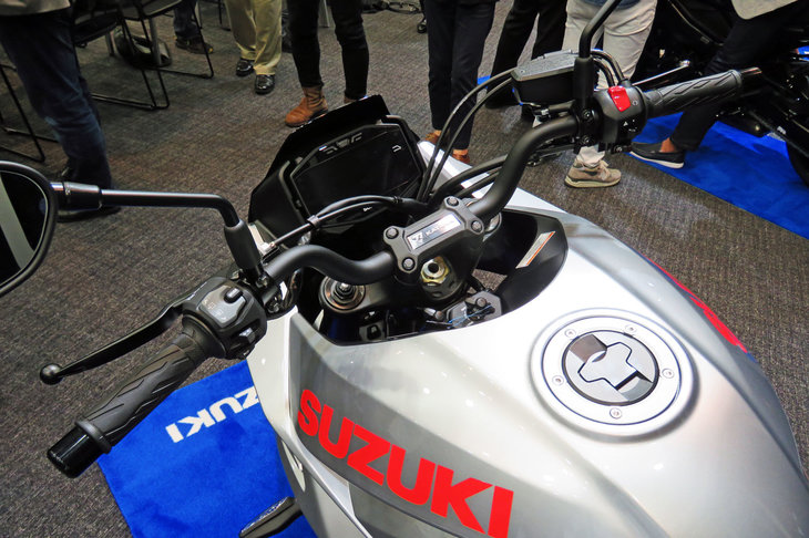 スズキ・カタナ