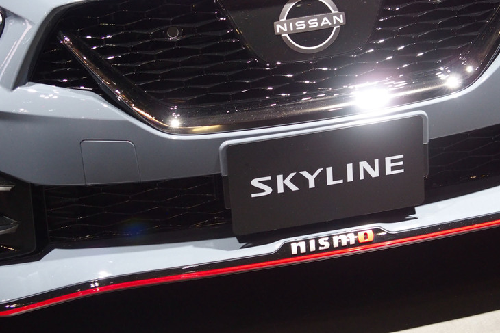 日産スカイラインNISMO
