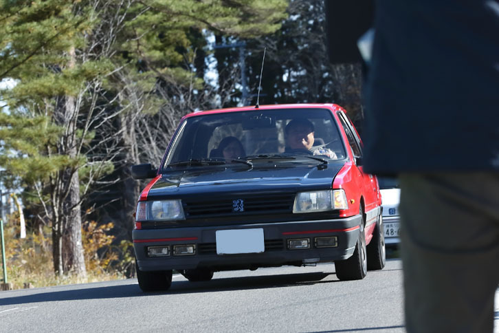 こちらは「プジョー309GTi」。