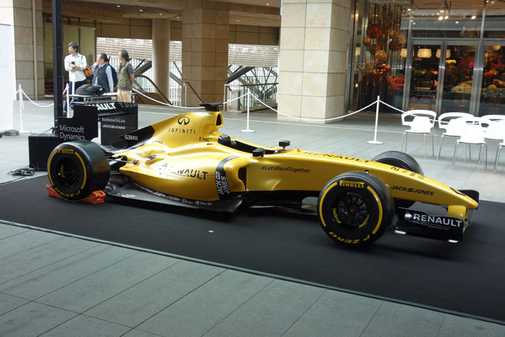 ルノースポールF1チームの展示用F1マシン。