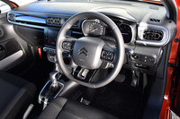 第2回：ハンドルを握ればそこはヨーロッパ！輸入車チョイ乗りリポート～ラテン＆北欧編～の画像