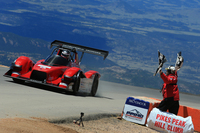 三菱、パイクスピークでのクラス優勝を報告