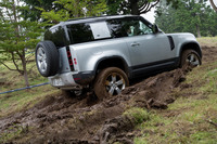 ランドローバー・ディフェンダー110 X D300／ディフェンダー90 HSE P300【試乗記】の画像