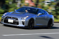 標準仕様と同じ空力パーツを装着する「トラックエディション」だが、それでも十分な空力性能を実現している。