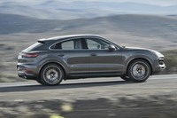 「ポルシェ・カイエン」の派生モデル「カイエン クーペ」登場の画像