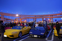 「カウンタック」はサービスエリアでも大人気だった。