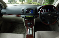 トヨタ・プレミオ 1.8X EXパッケージ 4WD(4AT)【ブリーフテスト】の画像