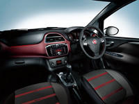 フィアット、新型「プント エヴォ」を発売の画像