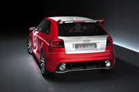 全身レーシィ「アウディA3 TDIクラブスポーツクワトロ」の画像