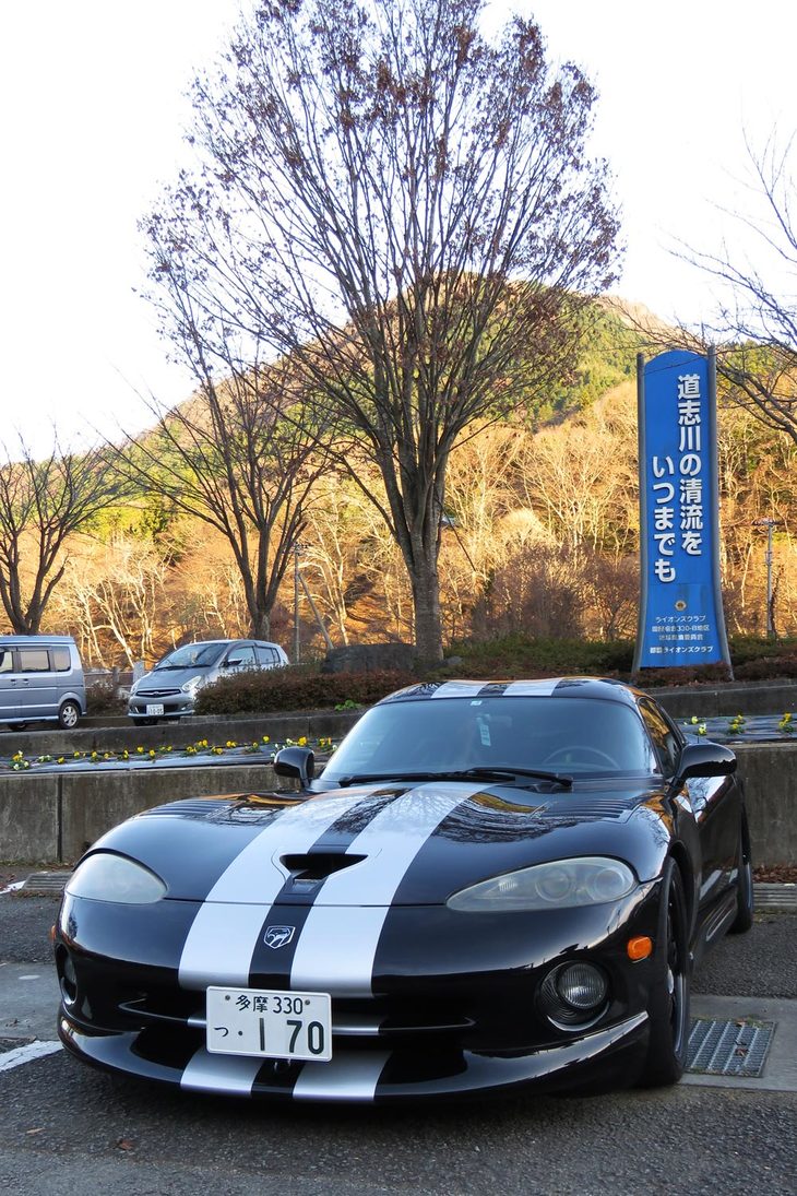 山梨県は「道の駅どうし」にて。道志みちは今、神奈川県側ががけ崩れで通行止めになっているので要注意。途中で迂回路に移れば中央道にはたどり着けるんだけど、休日だと最後の最後に結構な渋滞にはまるので覚悟が必要です。
