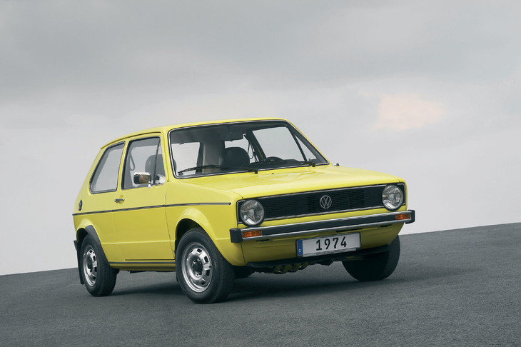 「ゴルフ」は初代（写真）が誕生した1974年からずっとFFレイアウト・2ボックススタイルを守っている。