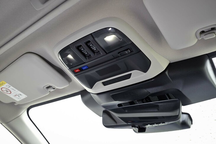 スバル・レヴォーグ レイバック リミテッドEX（オーバーヘッドコンソール）