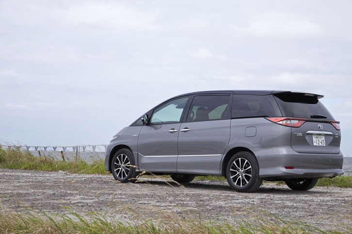 トヨタ・エスティマハイブリッド アエラス スマート