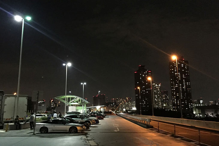 辰巳第一PAにはカーマニアが集結していた。