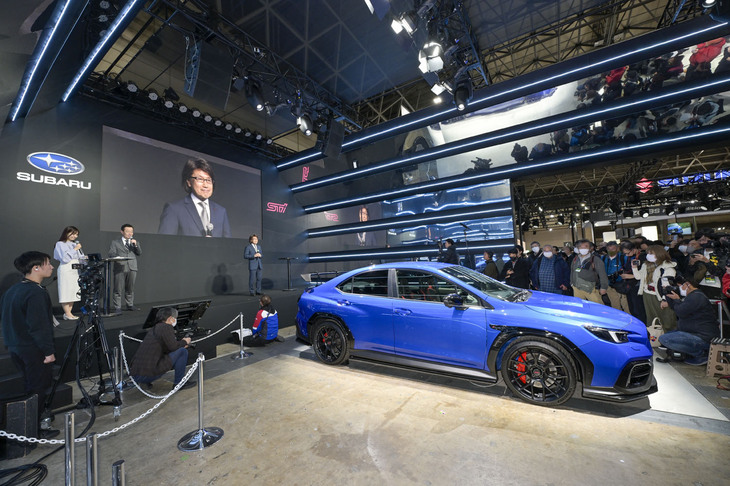 「S210」は、「ニュルブルクリンク24時間レースで培った技術や知見を投入し、『スバルWRX NBR CHALLENGE』直系モデルとして、ドライバーがより意のままに車両を操りやすくすることができる操縦性を実現している」と紹介された。