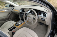 アウディA4 3.2 FSIクワトロ（4WD/6AT）【試乗速報】の画像