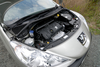 プジョー207Cielo レザー(FF/4AT)【ブリーフテスト】の画像