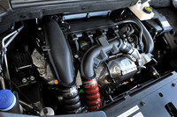 1.6リッター直噴“ツインスクロール”ターボエンジンは156psと24.5kgmを発生する。メーカー公表の燃費（JC08モード）は11.3km/リッター。