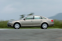 アウディA6 3.2 FSIクワトロ（6AT）／4.2クワトロ（6AT）【試乗記】の画像