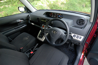 「1.8S」の内装（M）