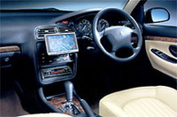 プジョー「406」にDVDカーナビ装備の限定モデルの画像