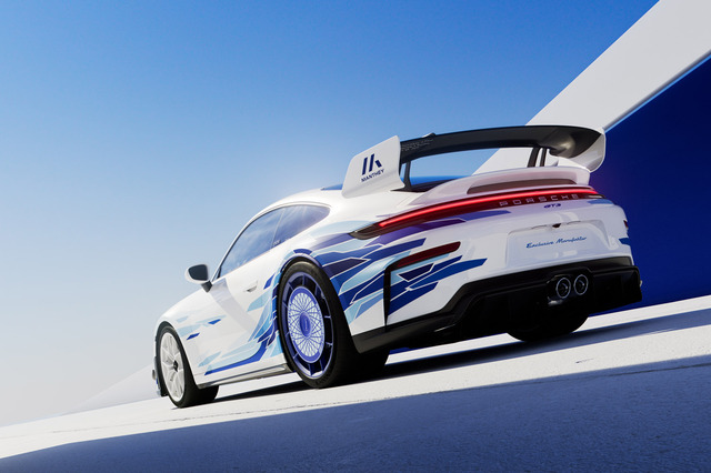 ポルシェジャパンが設立30周年記念限定車「911 GT3アルティザン