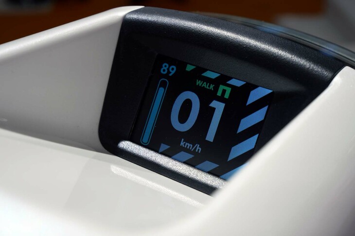 スズキ・モクバ