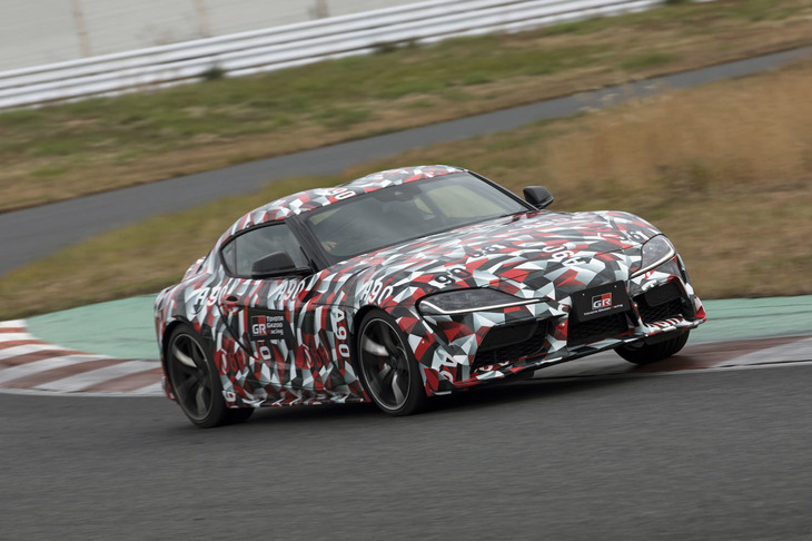 袖ヶ浦フォレストレースウェイでは新型「スープラ」のプロトタイプに試乗。ニッポンのスポーツカー誕生をまずは祝いたい。