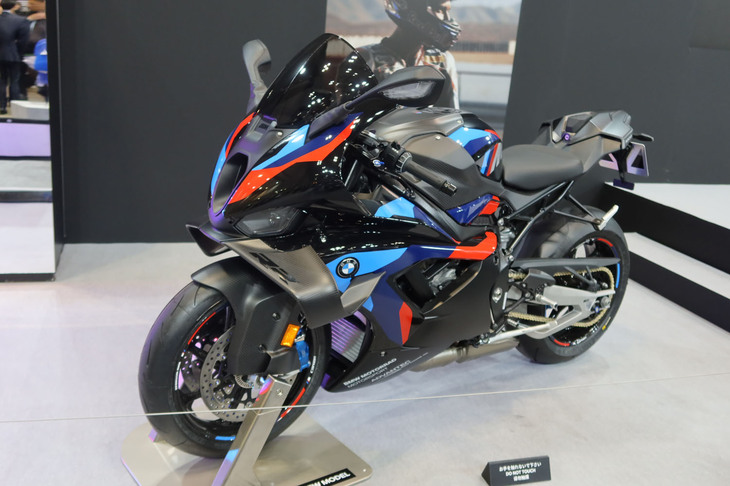 BMW M1000RR