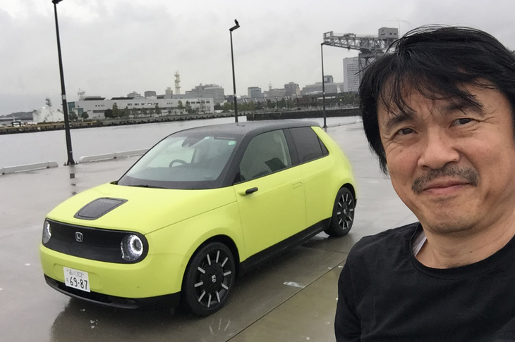 2020年10月30日に発売された電気自動車「ホンダe」。BEVを買うならスタイリッシュで取り回しがいい、水冷式バッテリーが採用されるホンダeしかないと思ったが、35.5kWhで451万円という価格は高すぎるので却下。