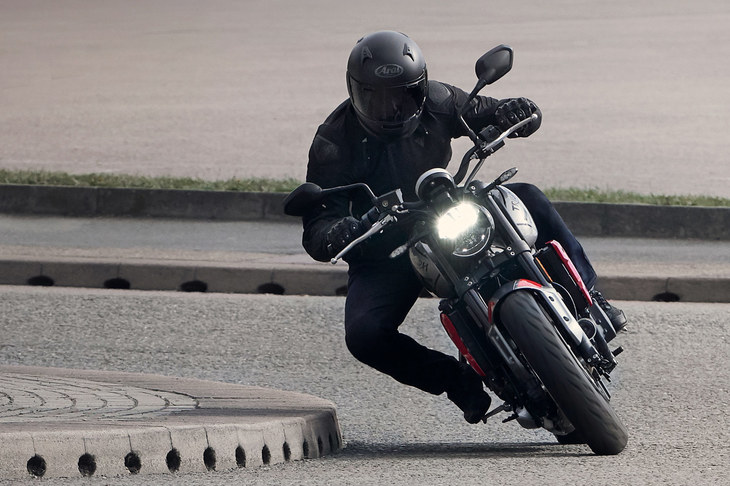 トライアンフ・トライデント660