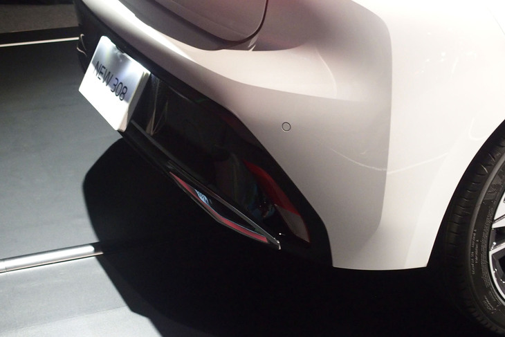 プジョー308アリュール（リアバンパー）