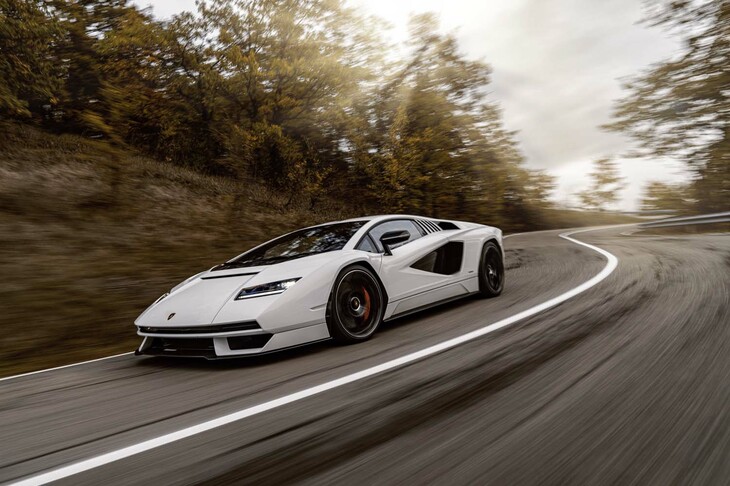 ランボルギーニ・カウンタックLPI800-4